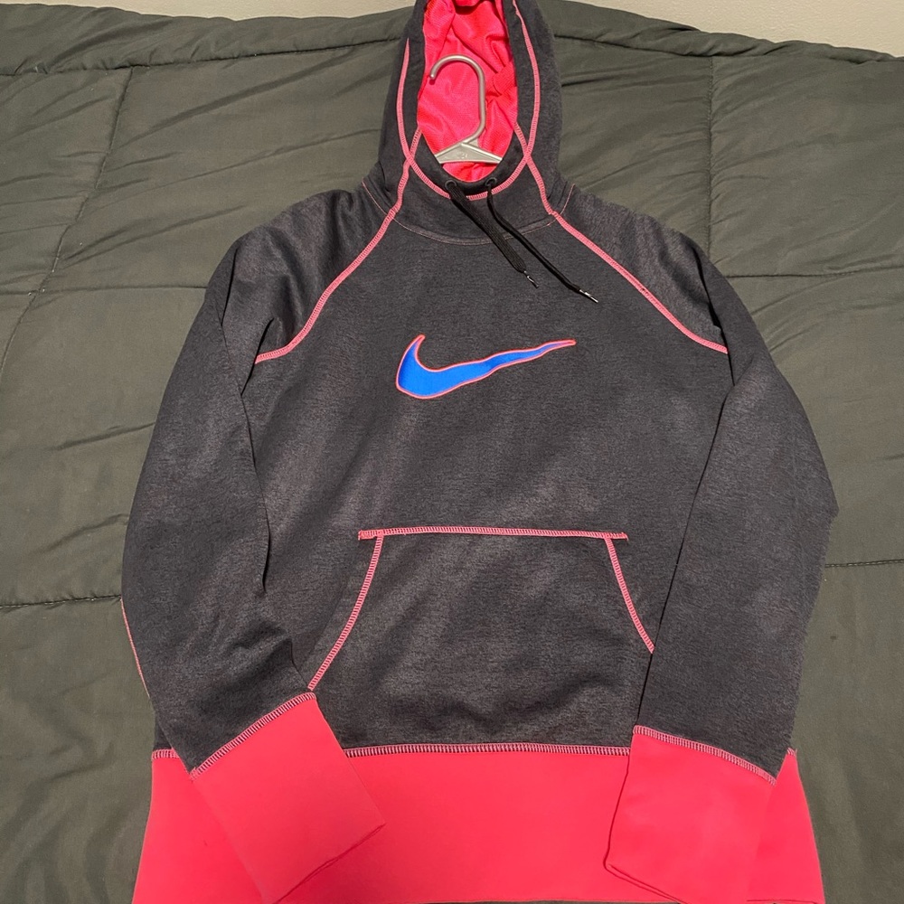 NIKE Therma fit hoodie